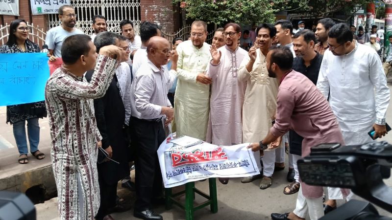 চট্টগ্রাম-কক্সবাজার মহাসড়ক: লাখো মানুষের সই যাবে প্রধান উপদেষ্টার দপ্তরে